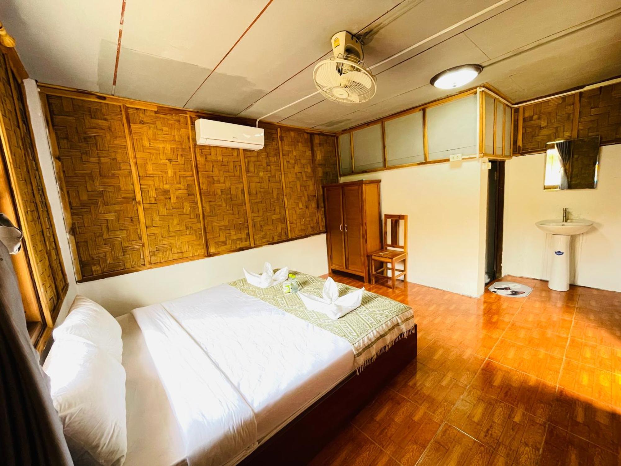 Nong Khiaw Ing Ing Mountain View Bed and Breakfast Εξωτερικό φωτογραφία